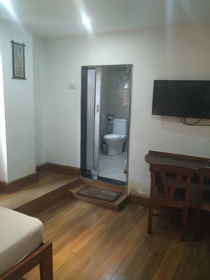 Hotel Shaurya Inn Σιλόνγκ Εξωτερικό φωτογραφία