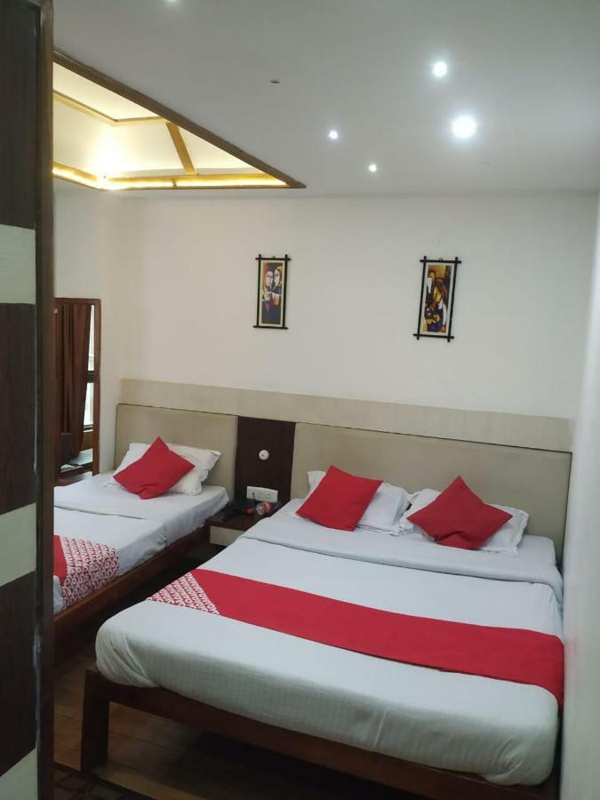 Hotel Shaurya Inn Σιλόνγκ Εξωτερικό φωτογραφία